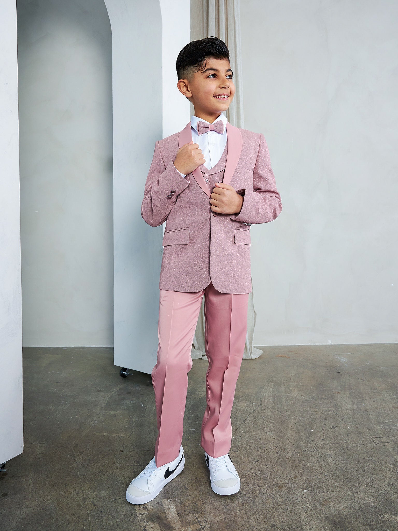 OMC 5-Pieces Boy's Slim Fit Blush Modern Sequin Tuxedo Set