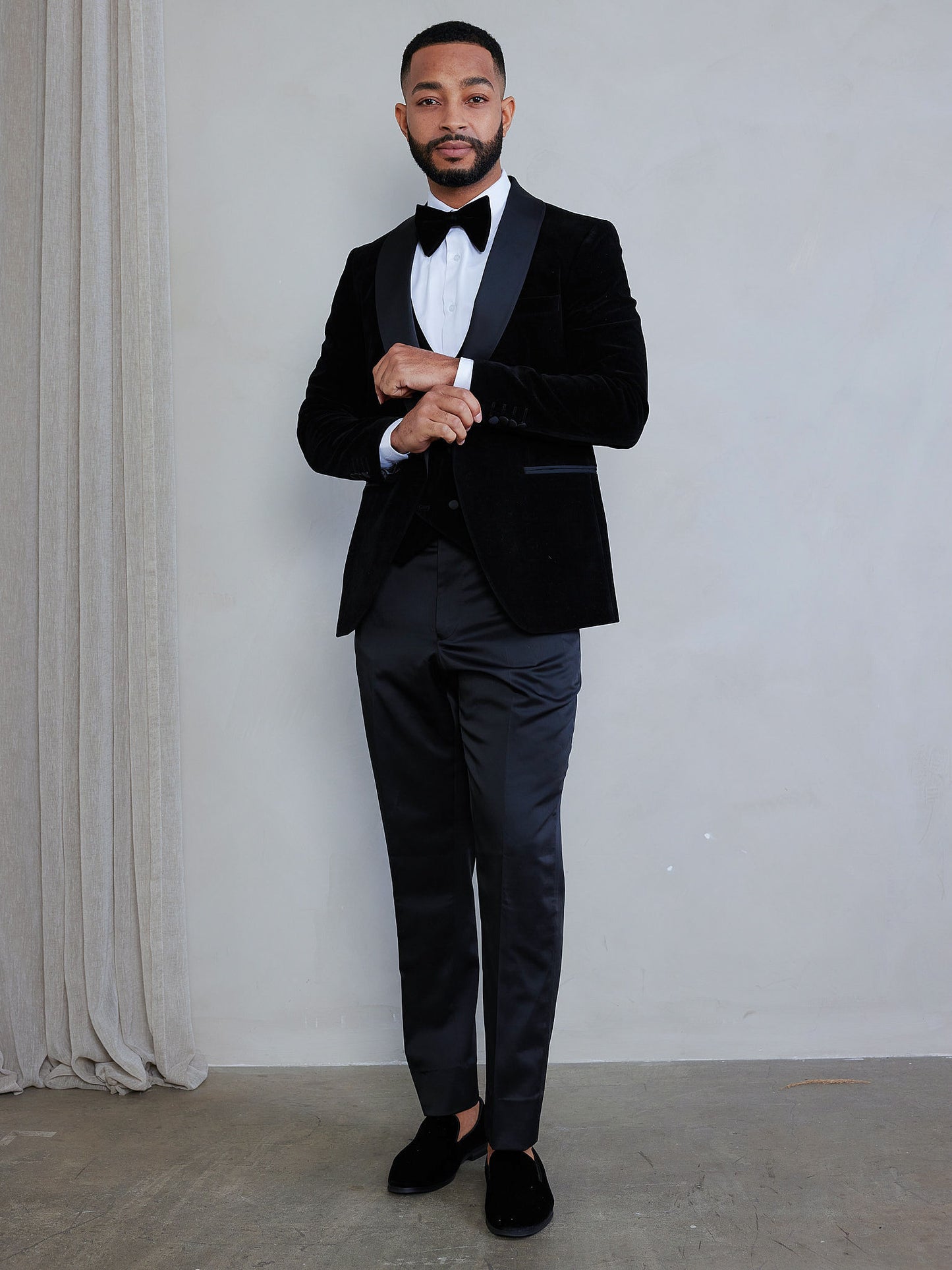 OMC Signature 3-Piece Black Men's Velvet Shawl Lapel Slim Fit Tuxedo Set
