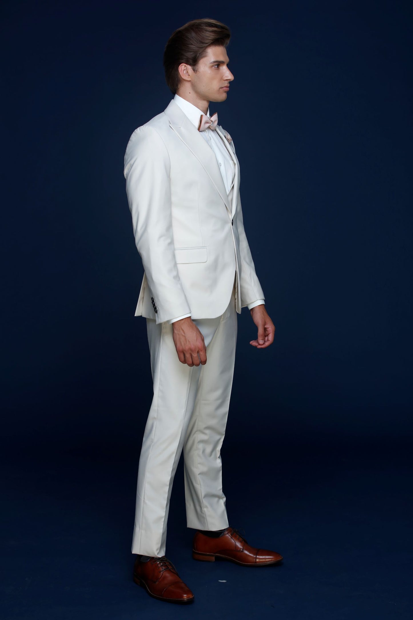 Men's 3-Pieces Slim Fit Peak Lapel Bone Color Wool Suit