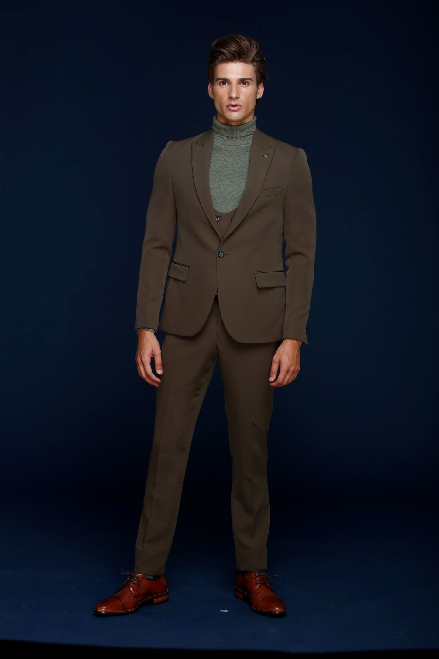 Men's 3-Pieces Slim Fit Peak Lapel Olive Color Wool Suit