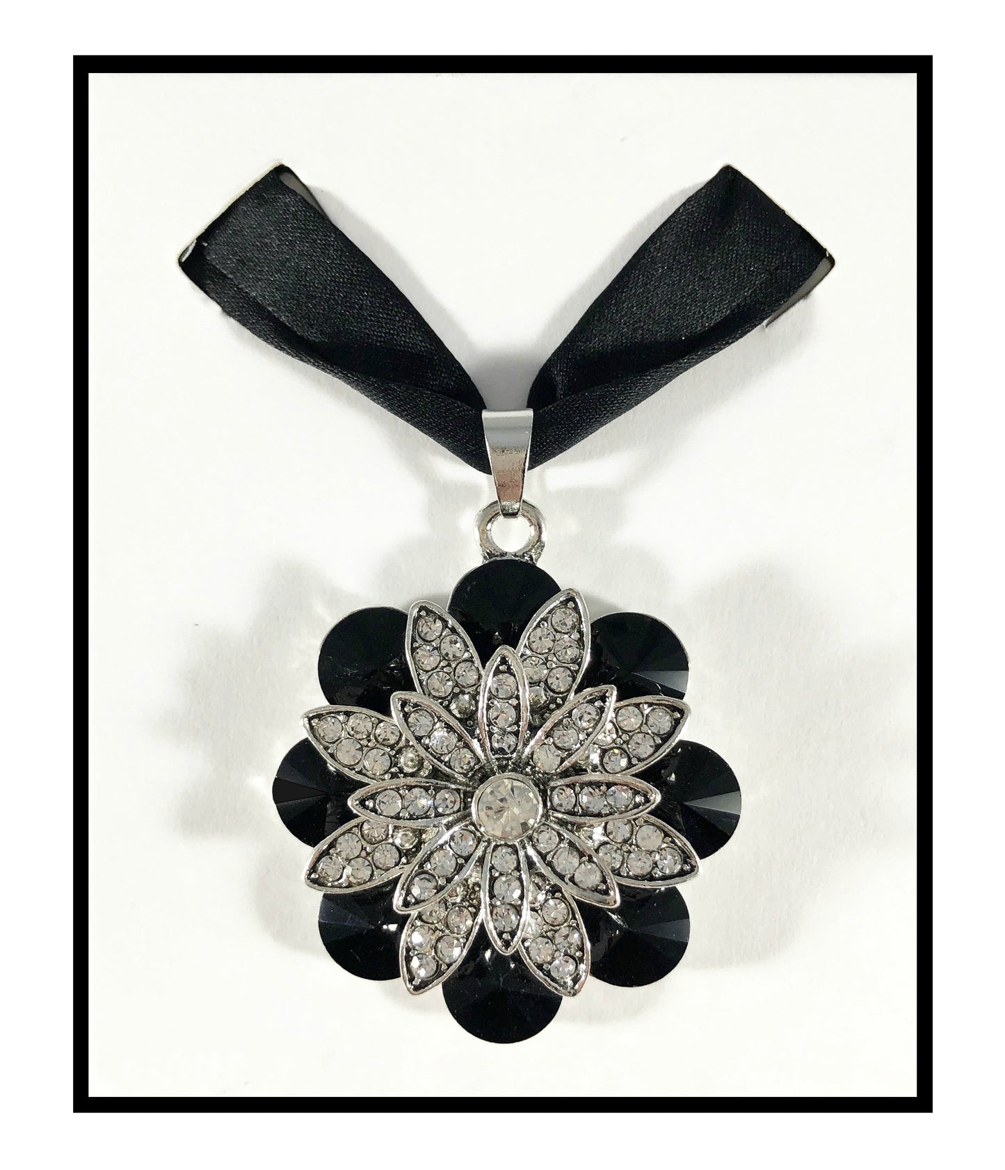 Men's Accessories Brooch Bow Tie Medallion