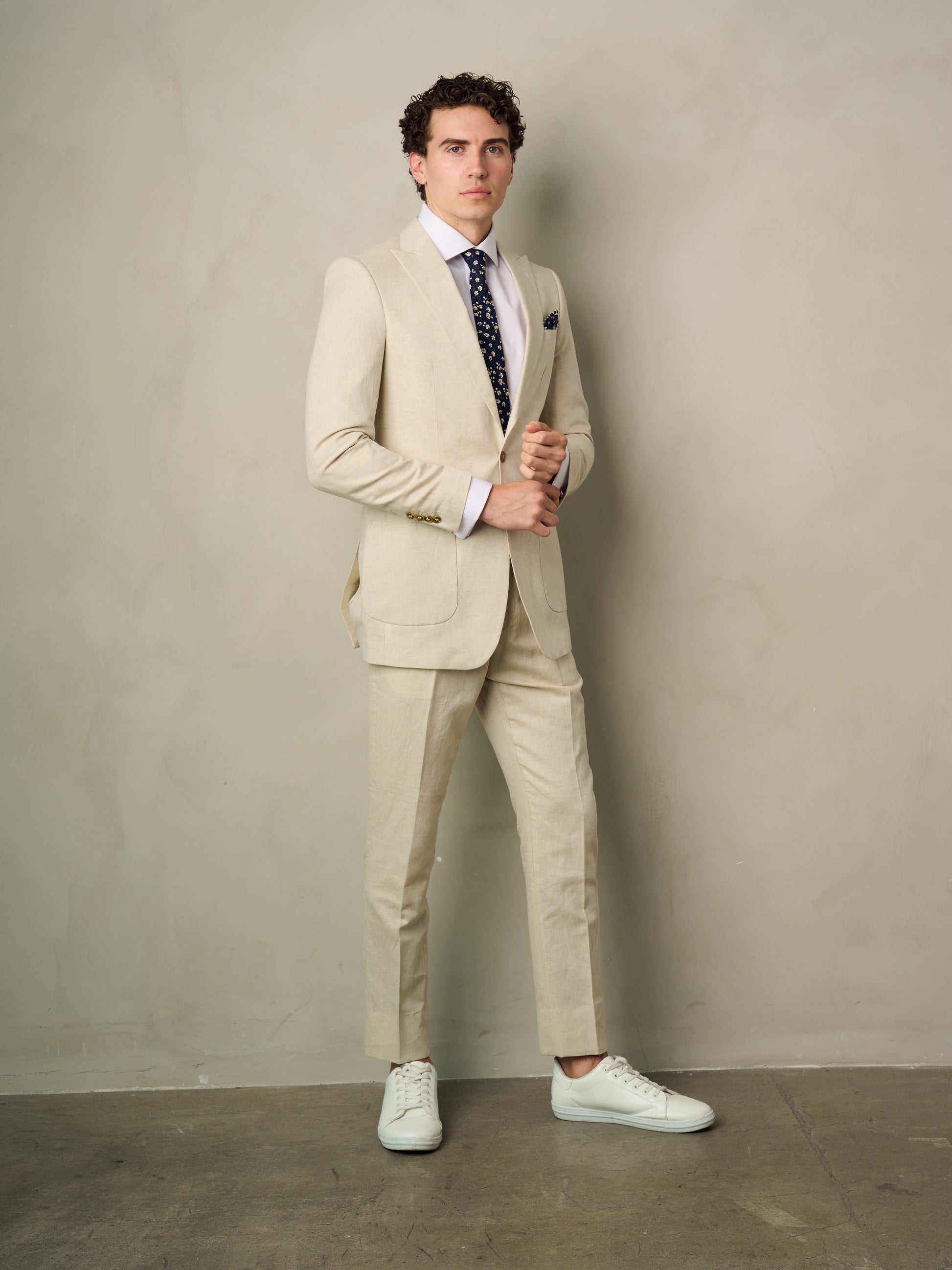 Men's 2-Pieces Slim Fit Linen Suit (Tan) 50L Men's 2-Pieces Slim Fit Linen Suit (Tan) 50L