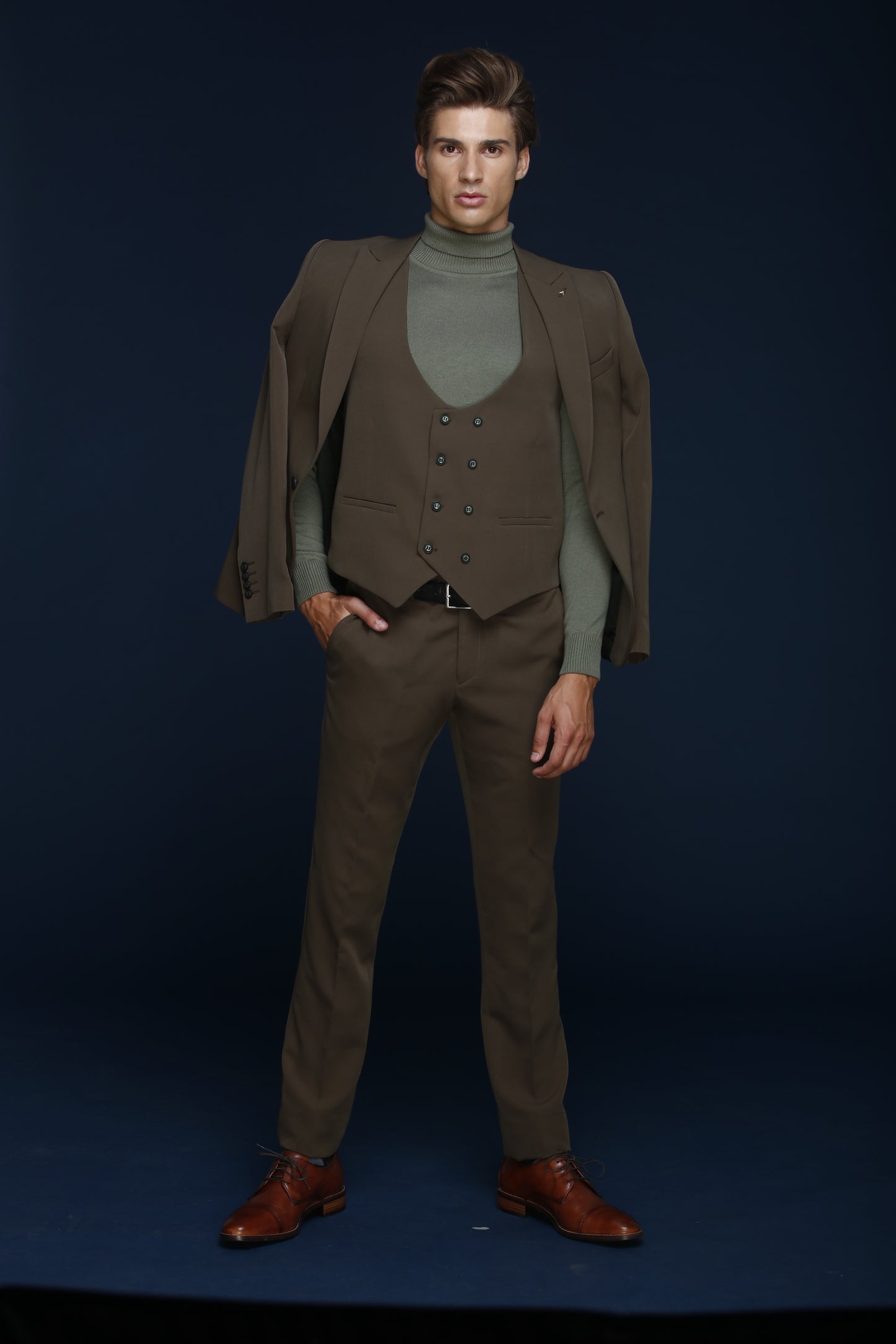 Men's 3-Pieces Slim Fit Peak Lapel Olive Color Wool Suit